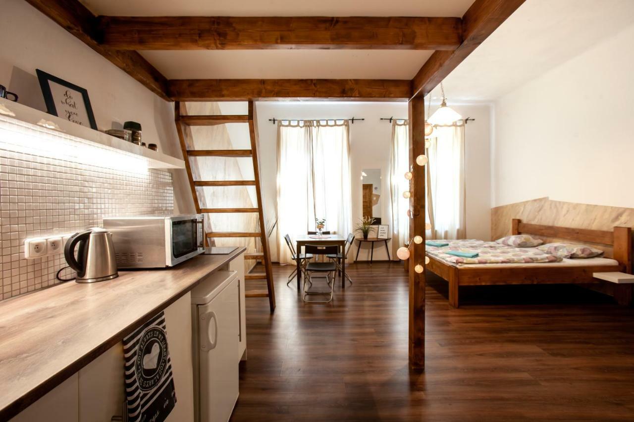 Wow Wow Apartment Prag
